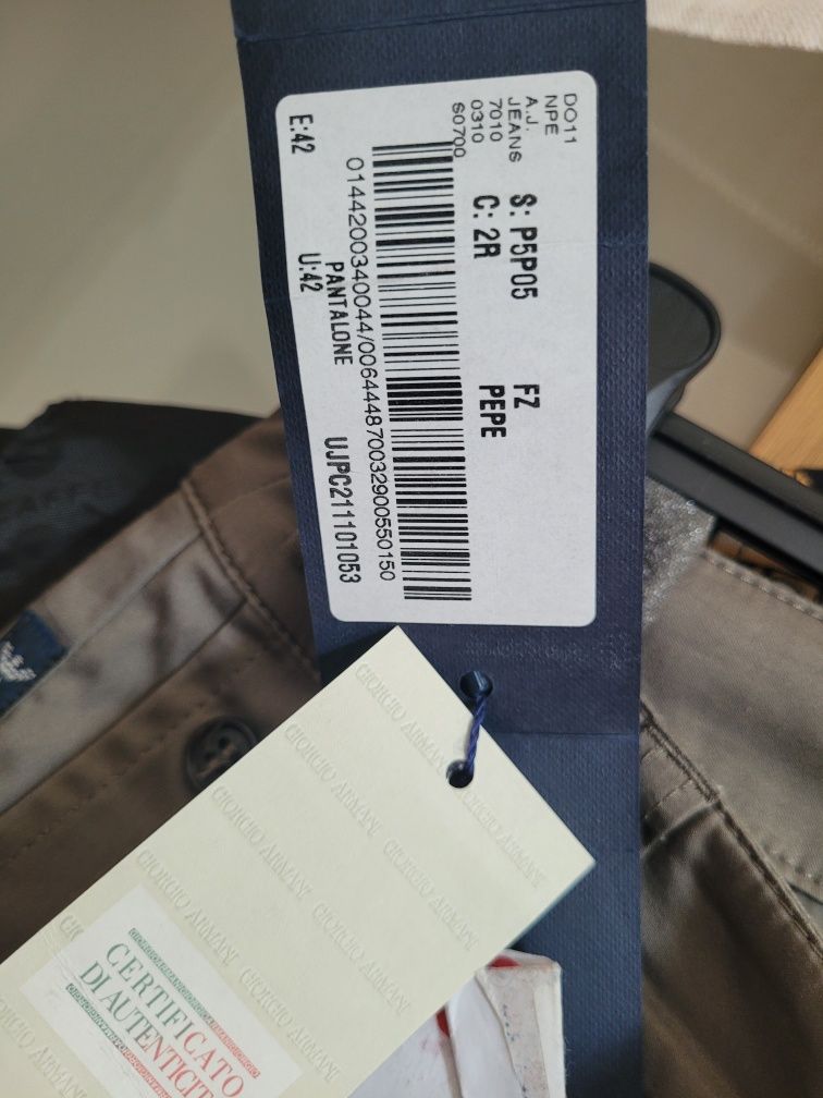 Spodnie Armani Jeans r. 38 nowe z metką