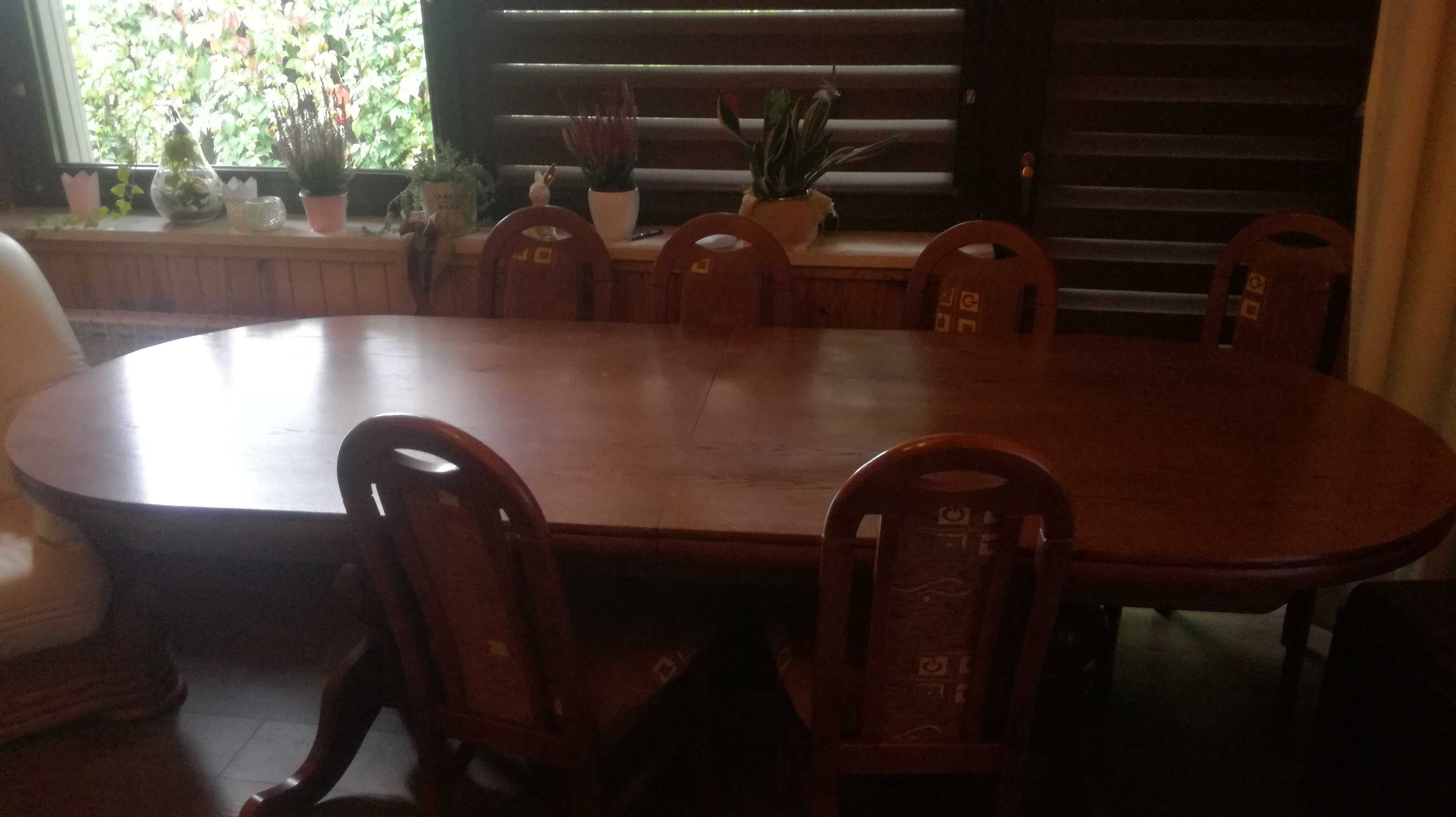 Drewniany stół + 6 krzeseł