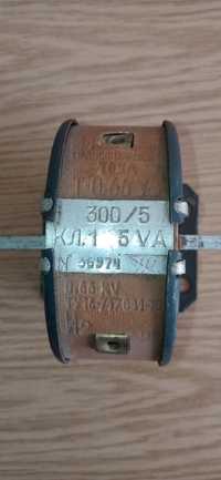 Трансформатор струму марки Т-0,66 (СРСР).