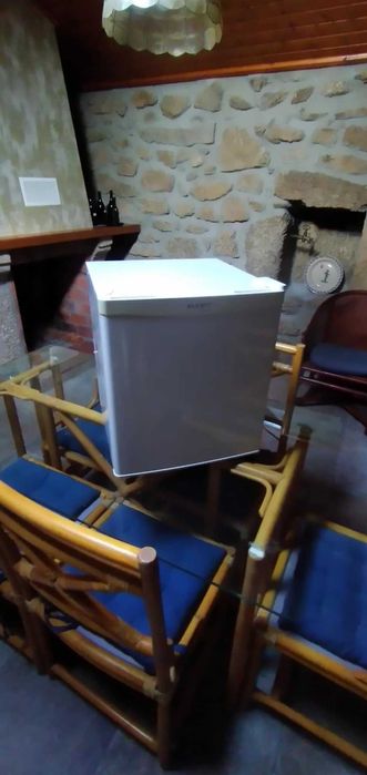 Mini Bar Praticamente Novos