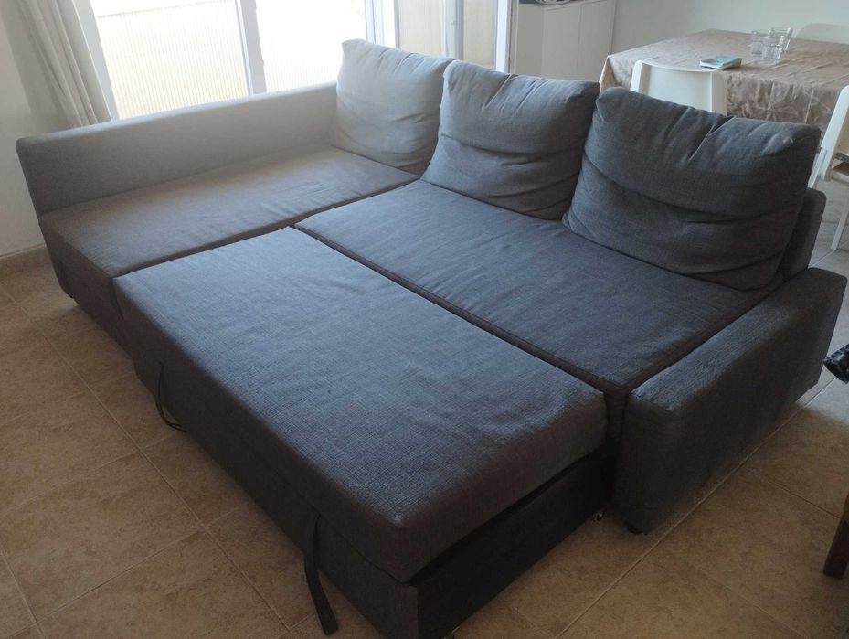 Sofá-cama com chaise-longue (c/arrumação)