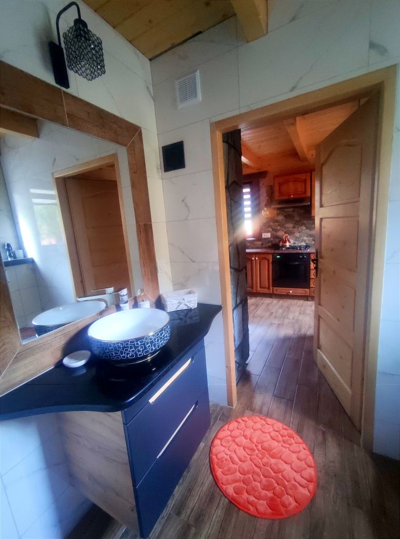 Domki Nad samą rzeką Sauna jacuzzi 8os. noclegi Brenna,Ustroń Beskidy