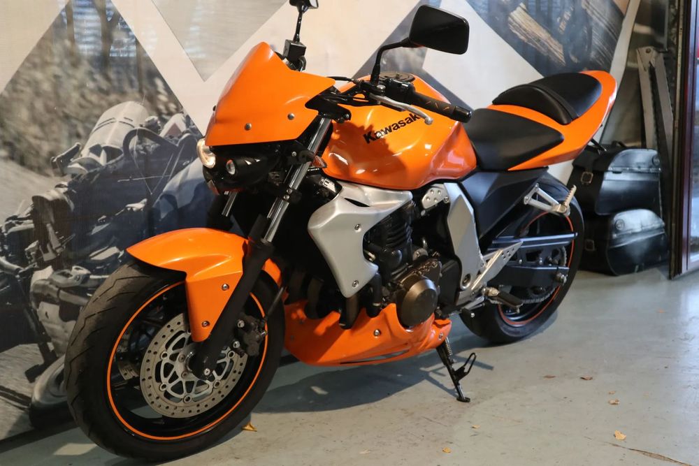 Kawasaki Z Kawasaki Z 750 Armed Bike Warszawa Film