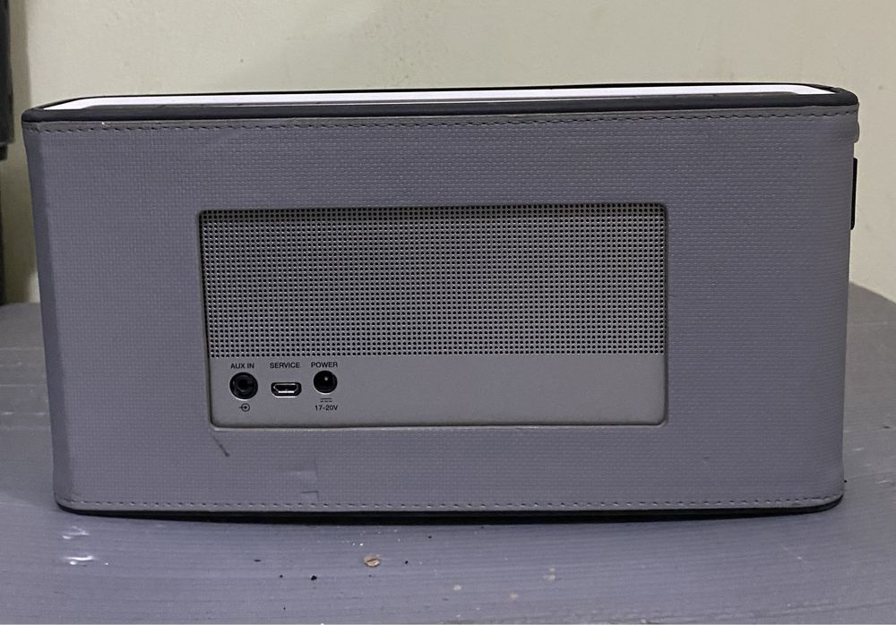 Колонка BOSE SoundLink®Bluetooth® speaker III ! D448