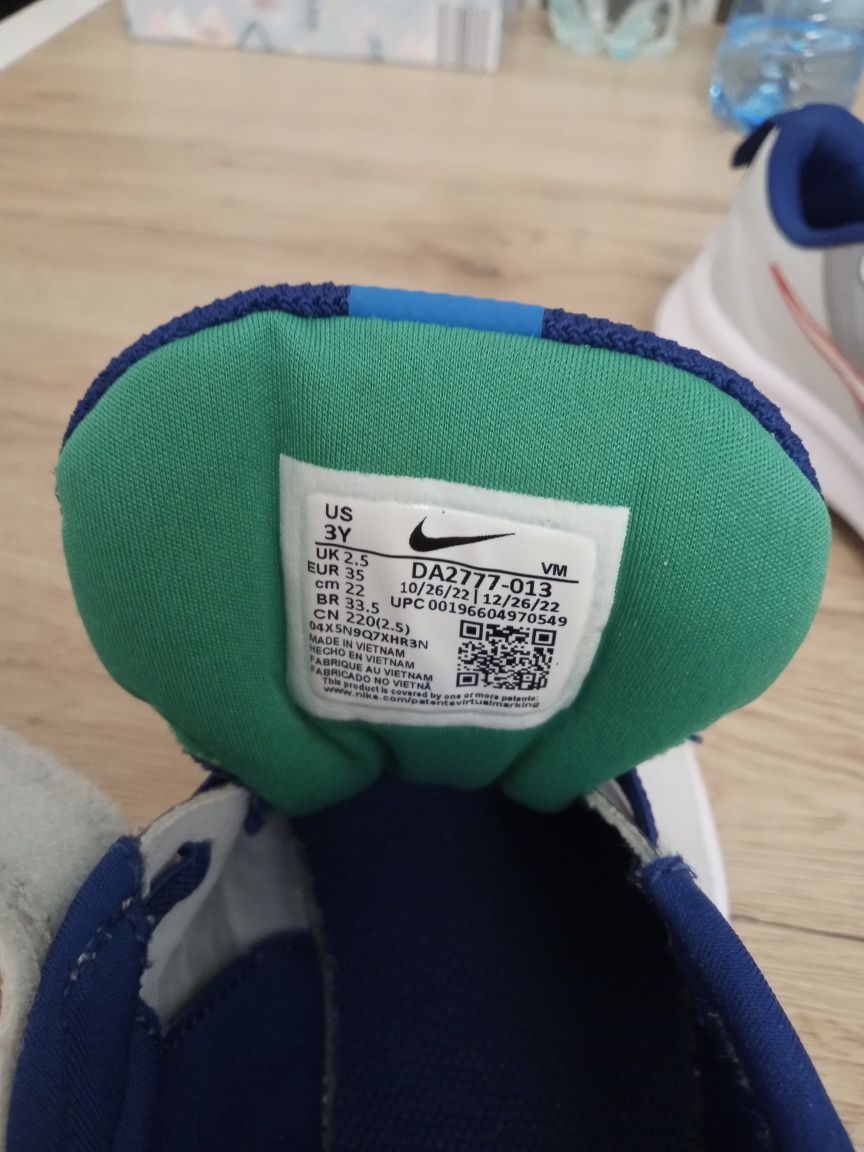 Buty chłopięce Nike róż 35