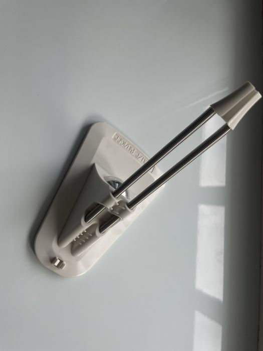 Тримач для кабелю мишки mouse bungee