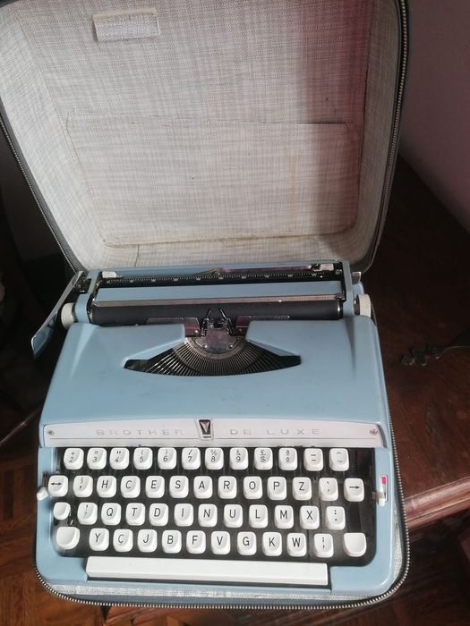 Máquina de escrever antiga