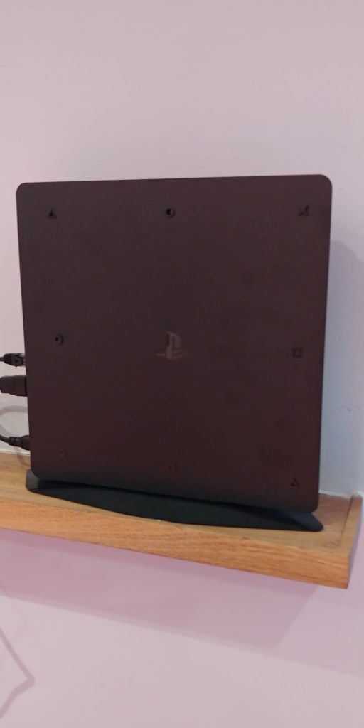 Ps4 slim 500 gb + 1 tb dysk zew. usb 3.0 zgodny z konsola