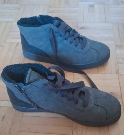 Buty Esprit 38  .