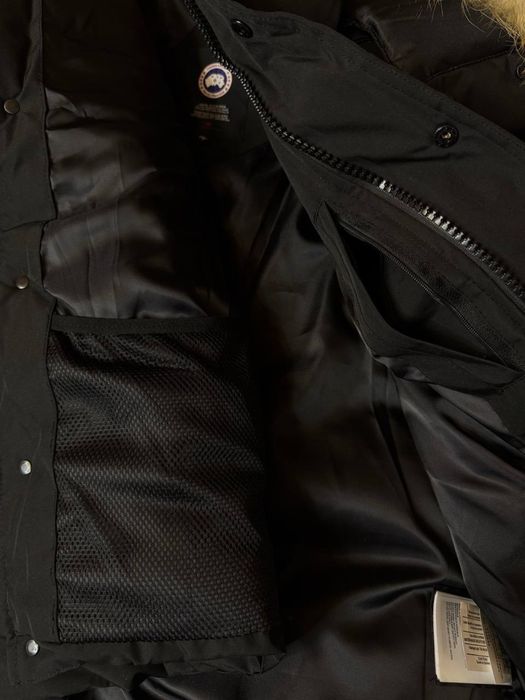 Куртка  Canada Goose