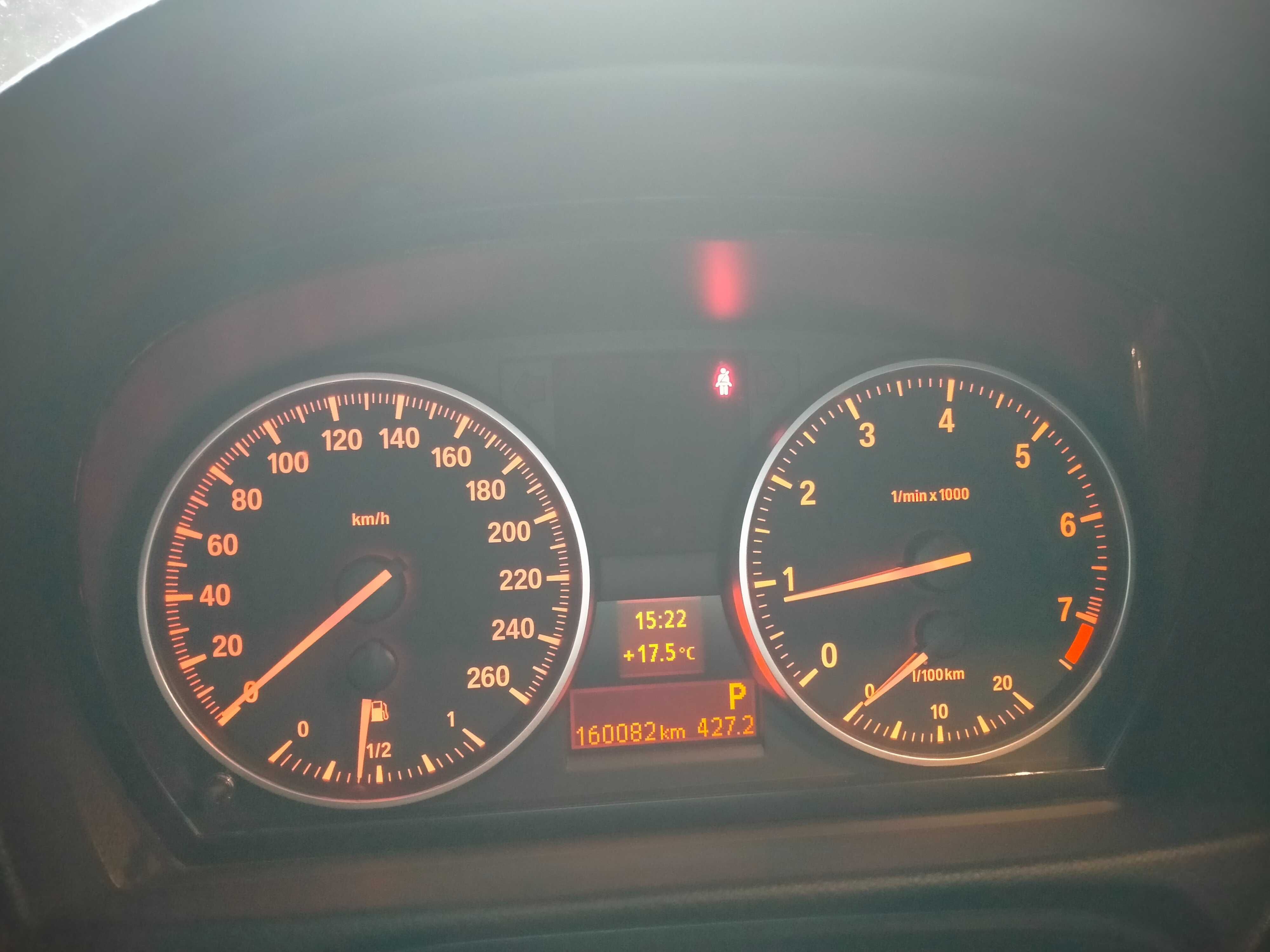 BMW E93 LCI 320i