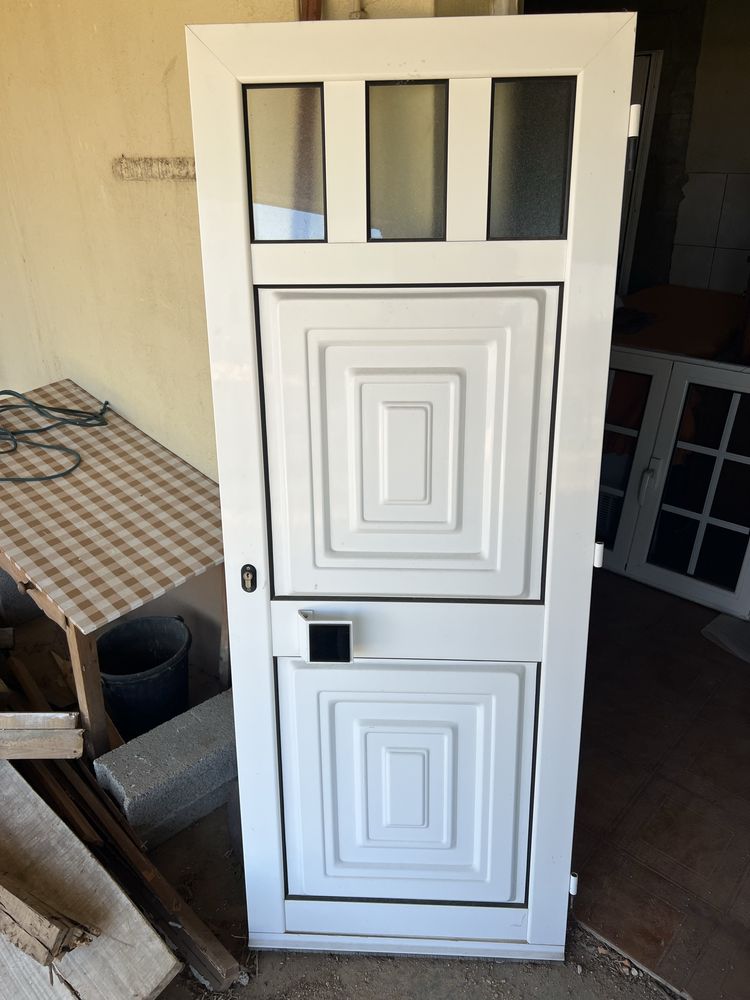 Porta aluminio branco