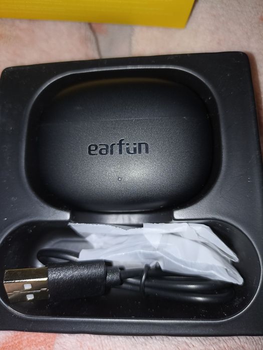 Беспроводные наушники EarFun Air Life