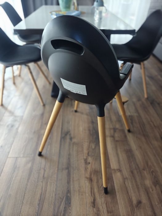 Krzesełko do karmienia KINDERKRAFT Fini Czarne