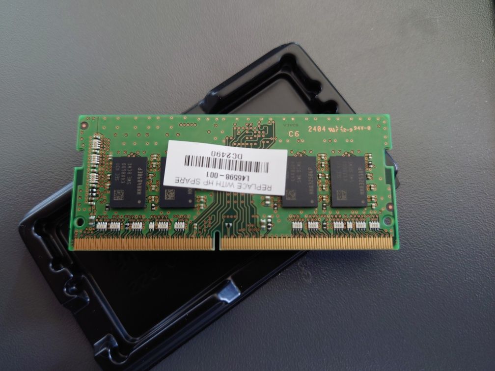 Оперативна пам'ять для ноутбуків Samsung DDR4 PC3200 1Rx8