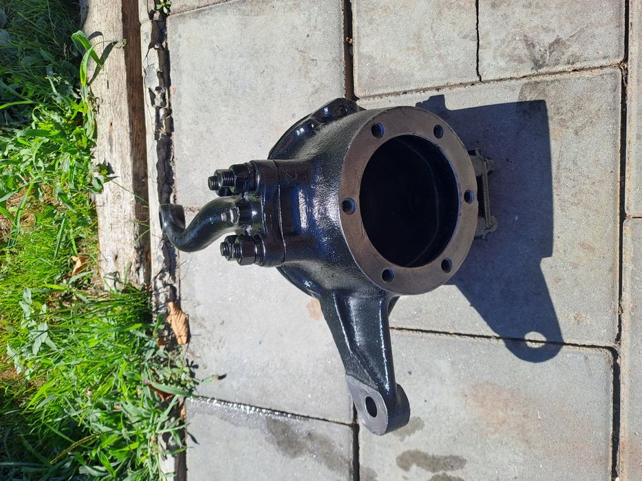 Поворотный кулак УАЗ 452, 469, шар