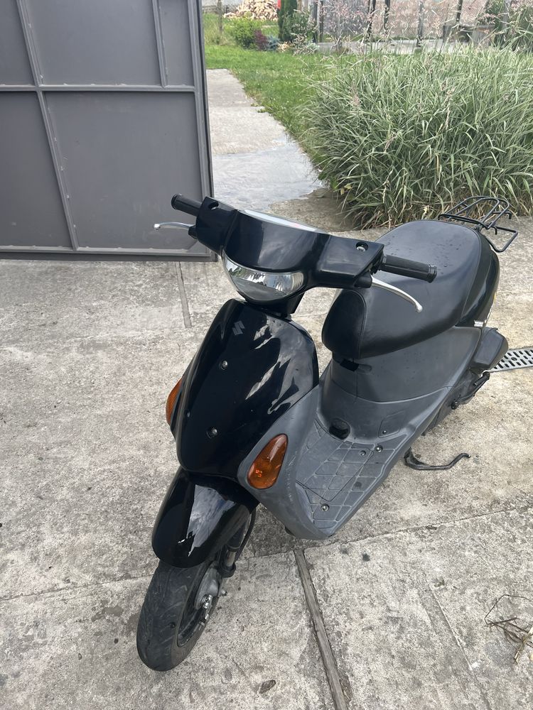 Продам скутер suzuki lets4