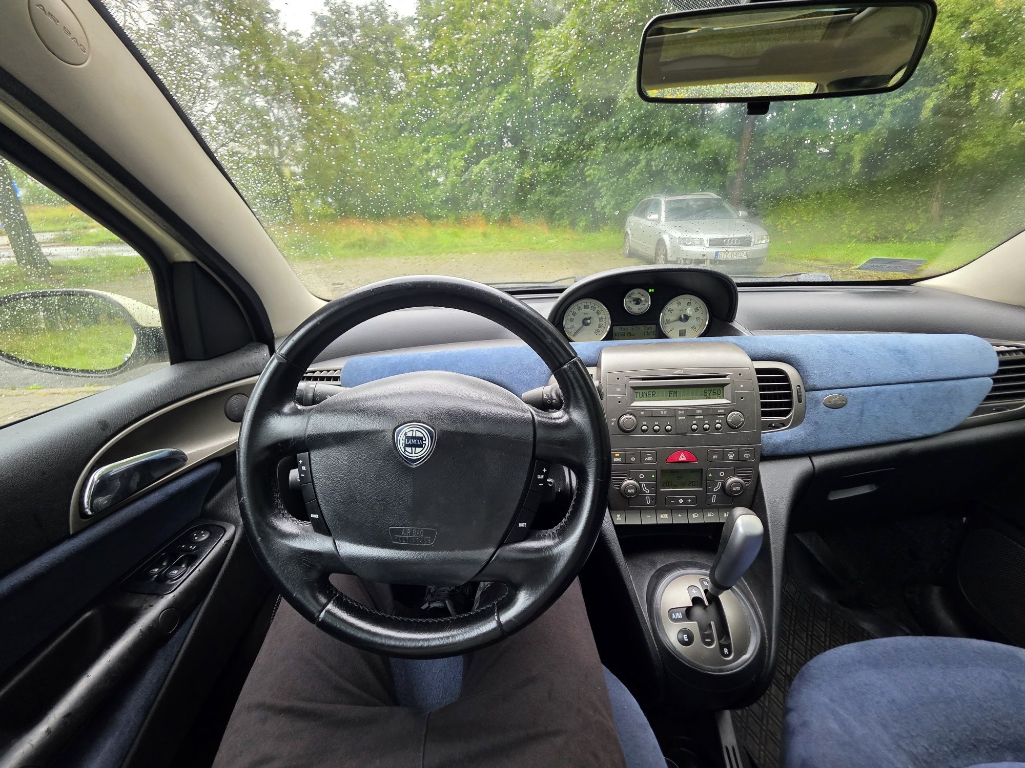 Lancia Ypsilon, AUTOMAT, klimatyzacja