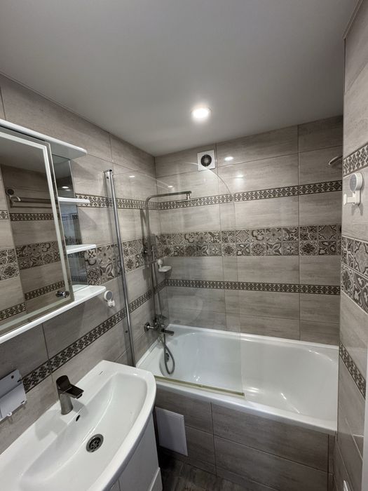 Здам дуже теплу  квартиру в районі критого ринку