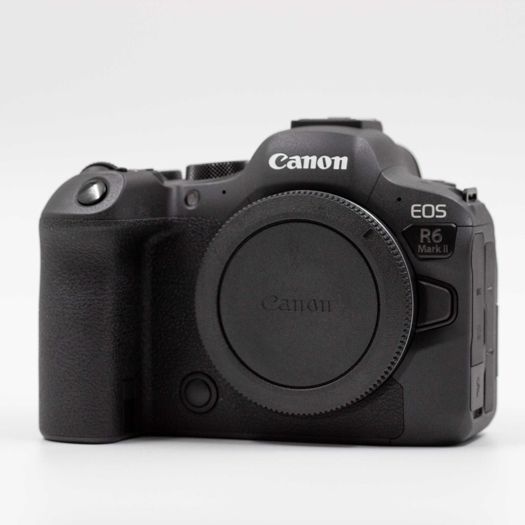 CANON EOS R6 Mark II Corpo (Semi Nova) 68 disparos - 12M Garantia
