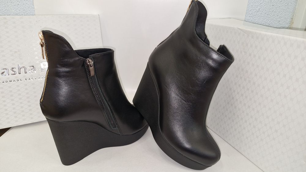 Жіночі Ботильйони