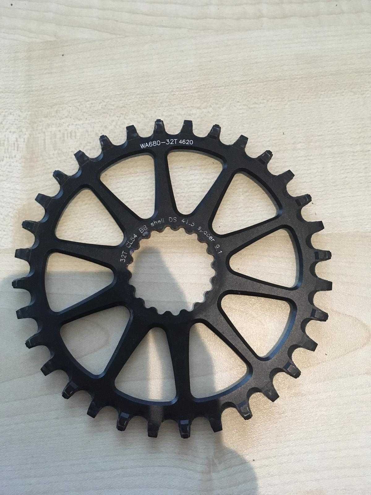 Zębatka HOLLOWGRAM 32T x-sync