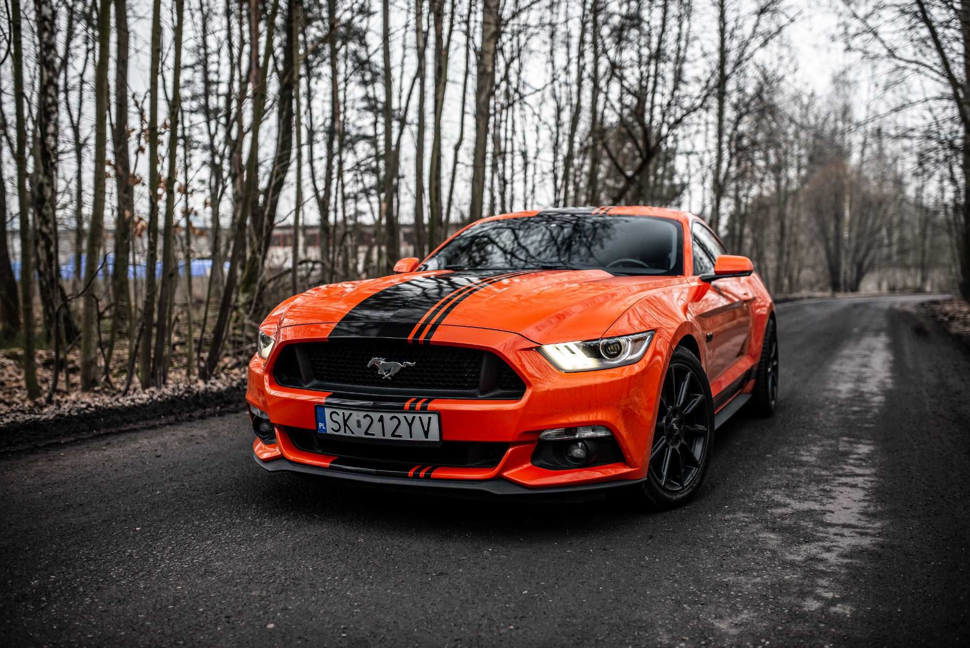 Wynajem aut AMERYKAŃSKICH V6 V8 Mustang Camaro Challenger LOTNISKO