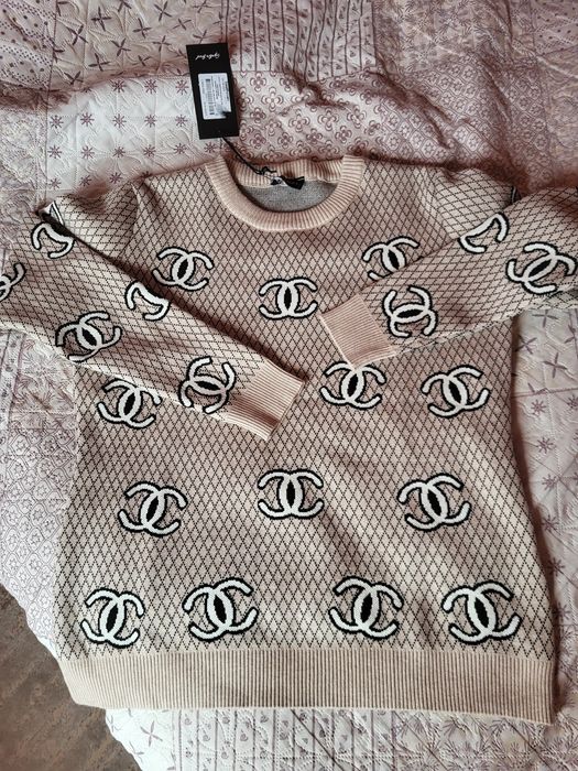 Продам кофту Chanel