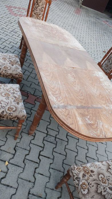 Sofa,fotele, stół, krzesła