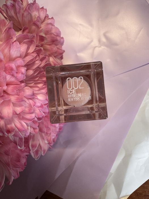 Зволожувальний блиск для губ Maybelline New York Lifter Gloss 002 Ice