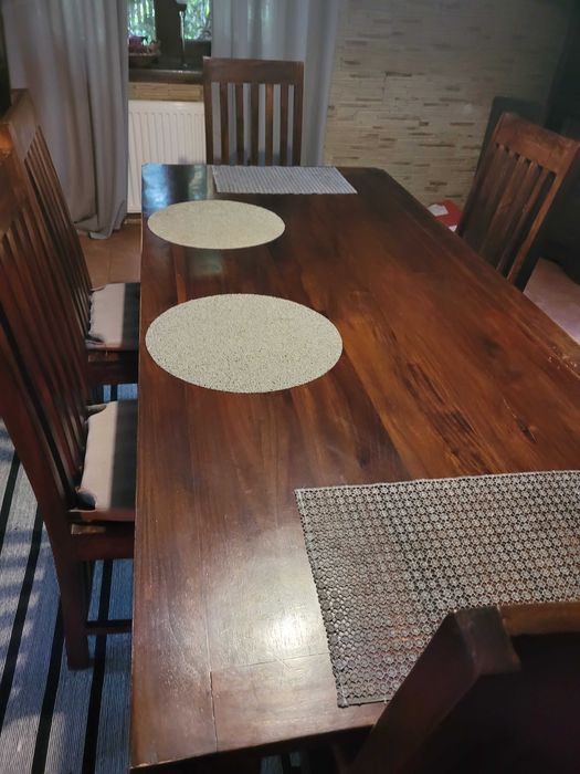 stół + 6 krzeseł drewnianych w stylu kolonialnym