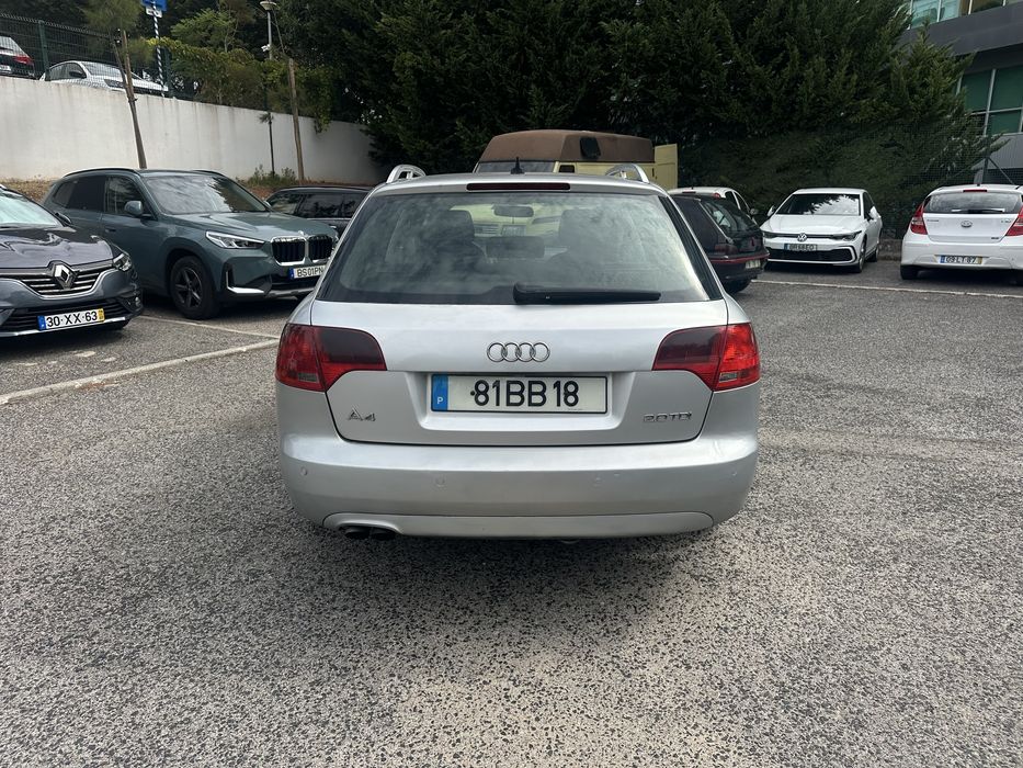 Audi A4 2.0 140cv