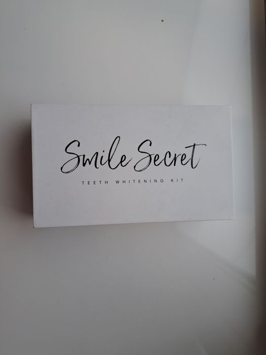 Відбілювач для зубів led практично новий