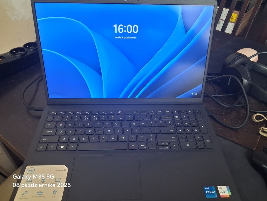 Laptop DELL Inspiron 3520 15.6" i5-1235U 32GB RAM 1TB  GW do22.02.2027