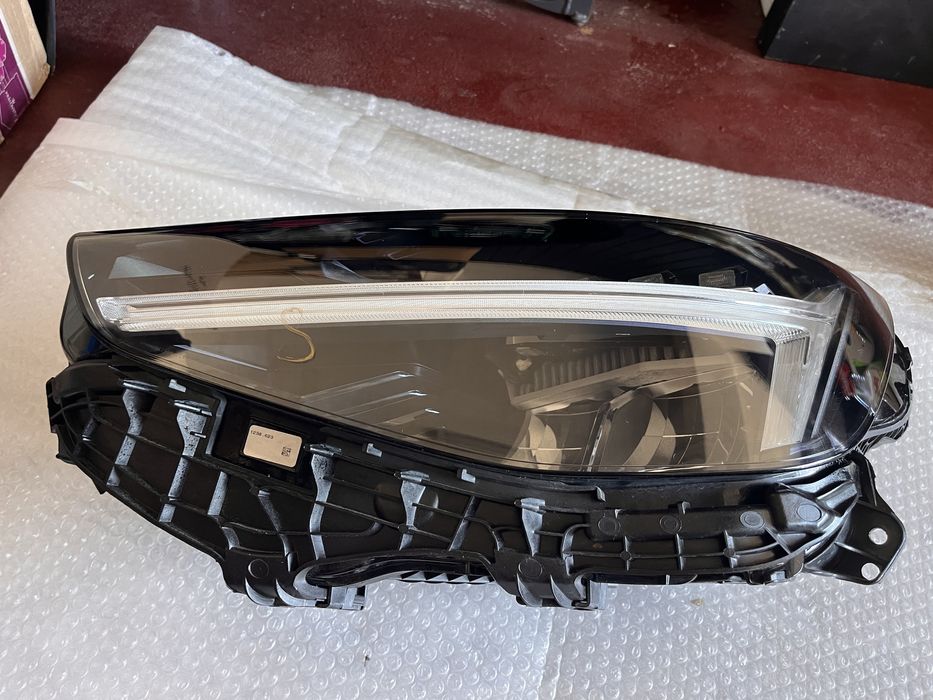 Фара ліва Full led XC40 C40 32338908