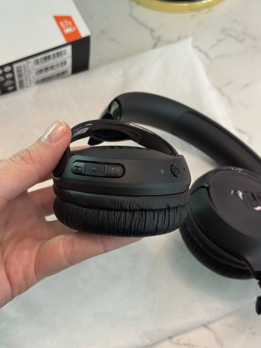 Навушники бездротові JBL Tune 520BT Black