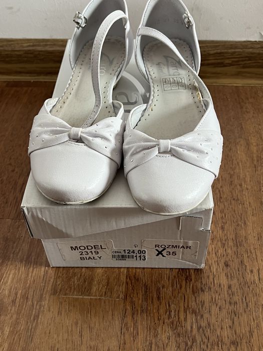 Buty do I Komunii zarro 35 białe półbuty skórzane