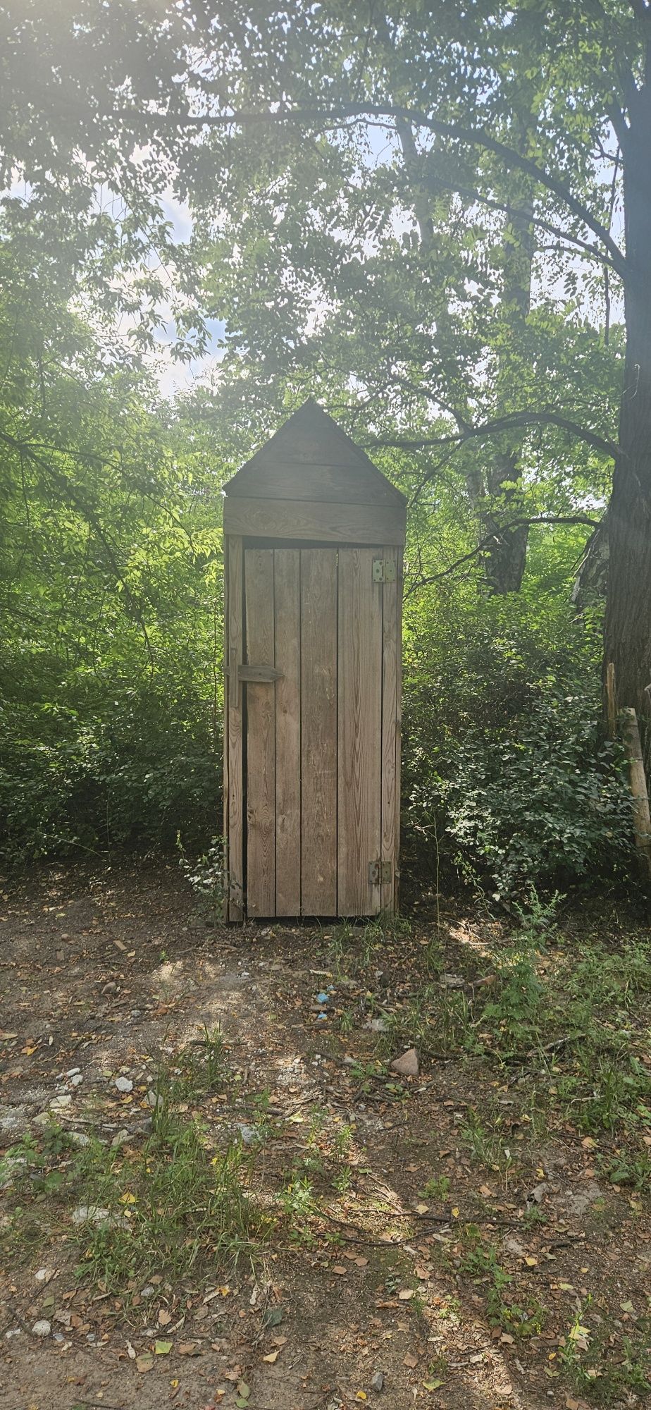 Sławojka, ubikacja, kibel, WC z budowy, na budowę