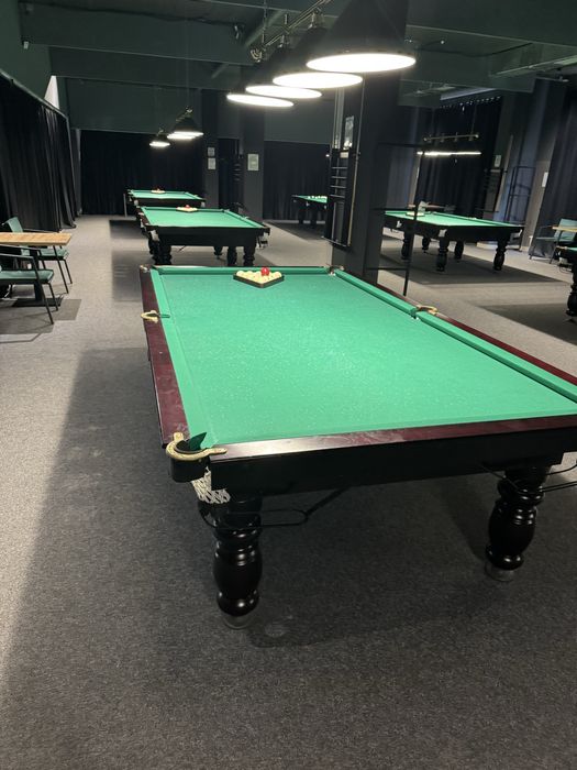 Продаються білярдні столи