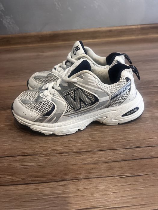 Кросівкі для хлопчика і дівчинки