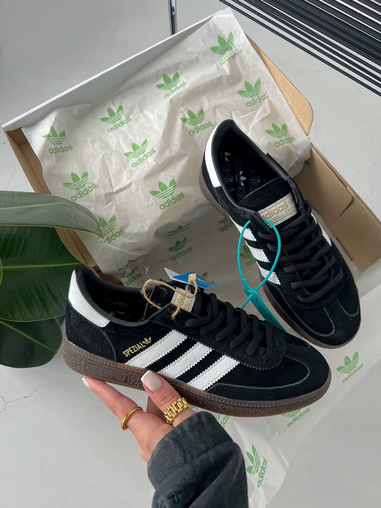 Чоловічі кросівки адідас спезиал чорні adidas spezial black white