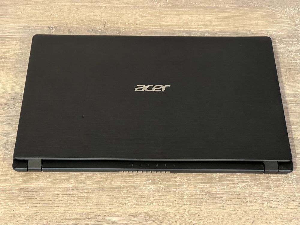 Laptop Acer A315-51_3388 i3-8130U - dysk 1TB  memory 16+4 GB win 10/11