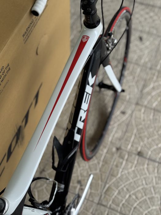 Bicicleta Estrada Carbono Trek