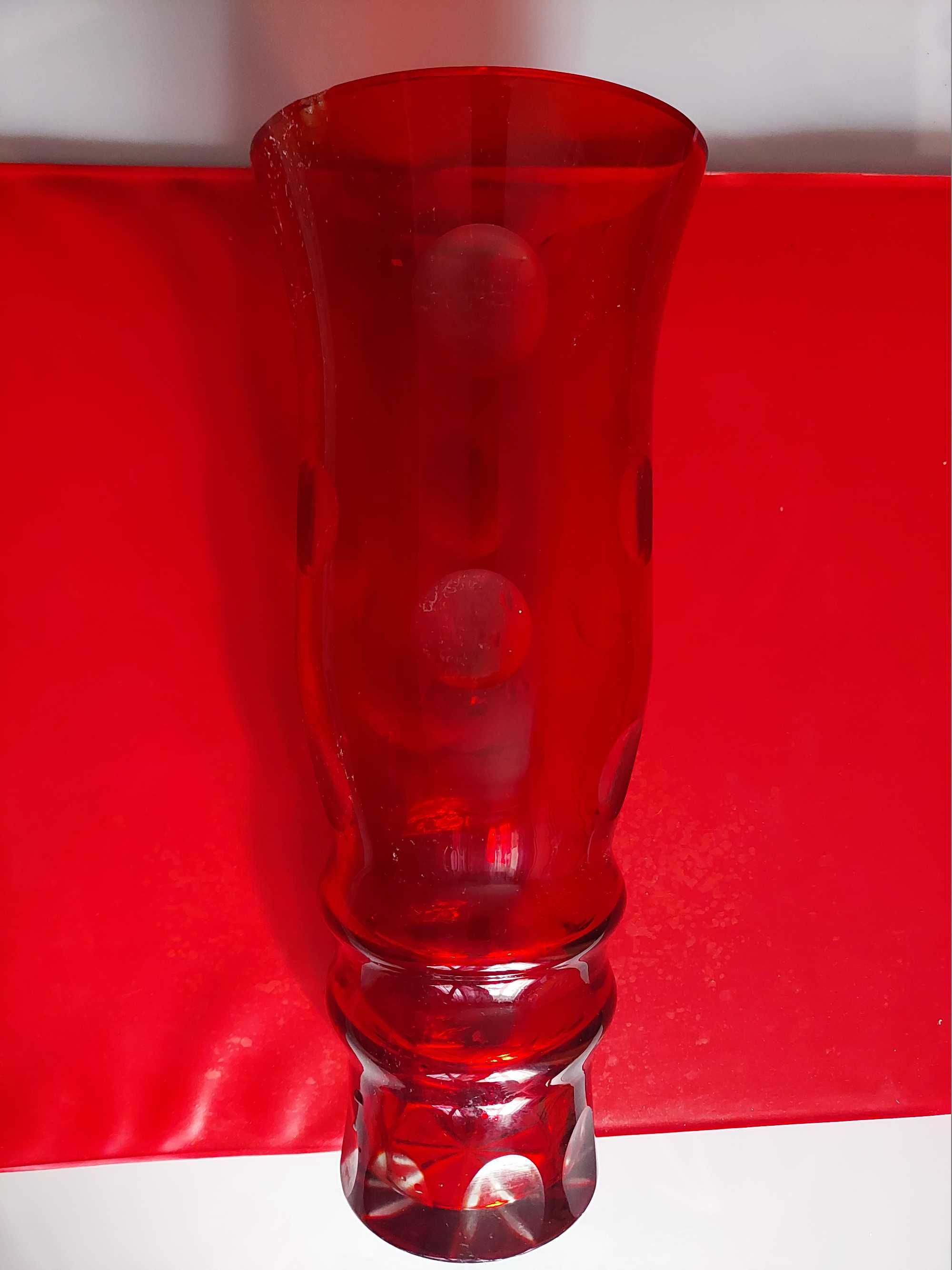 Красивая ваза резьба цветное стекло ссср 1950х годов