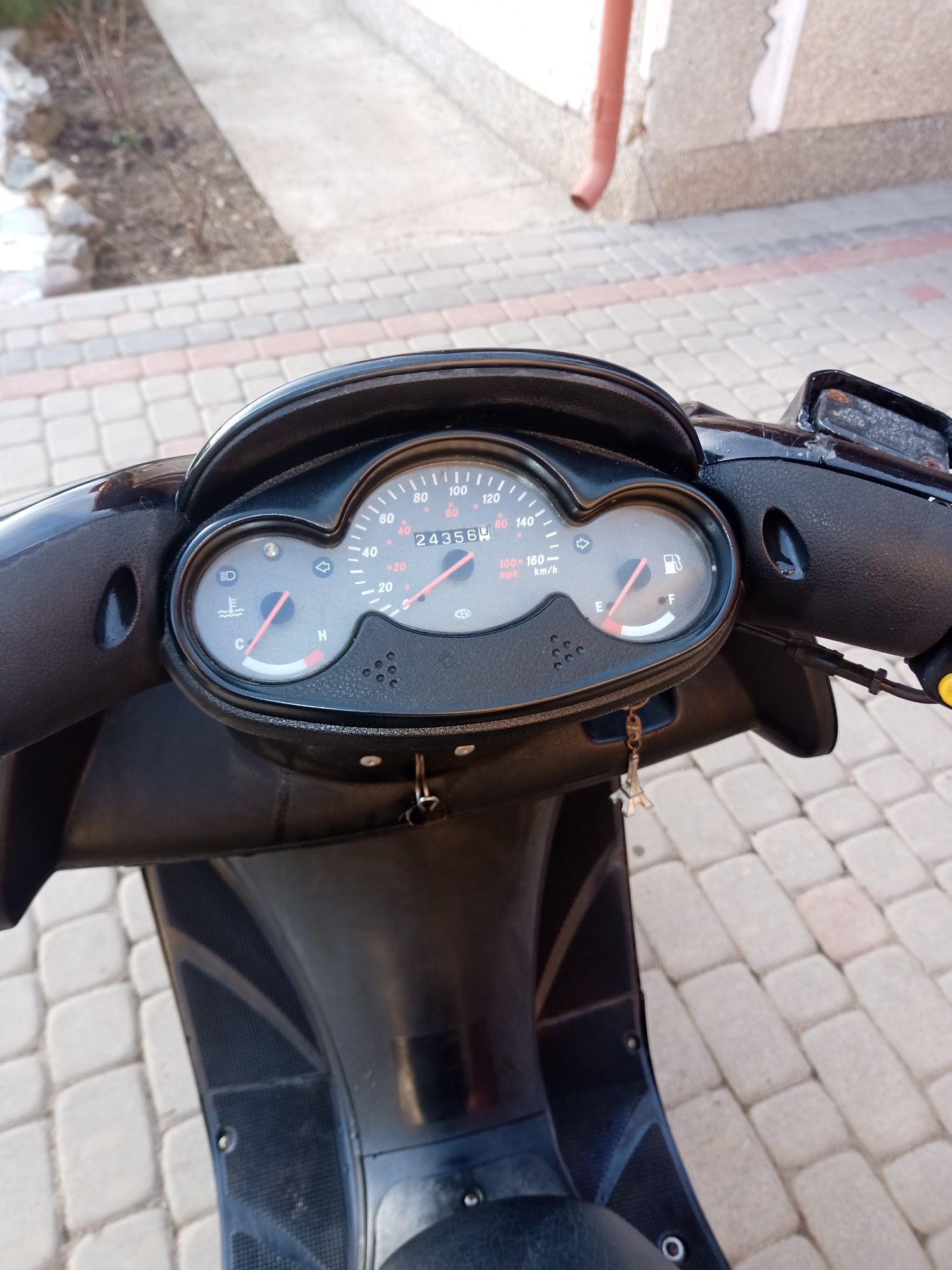 Скутер Ямаха Маджесті125