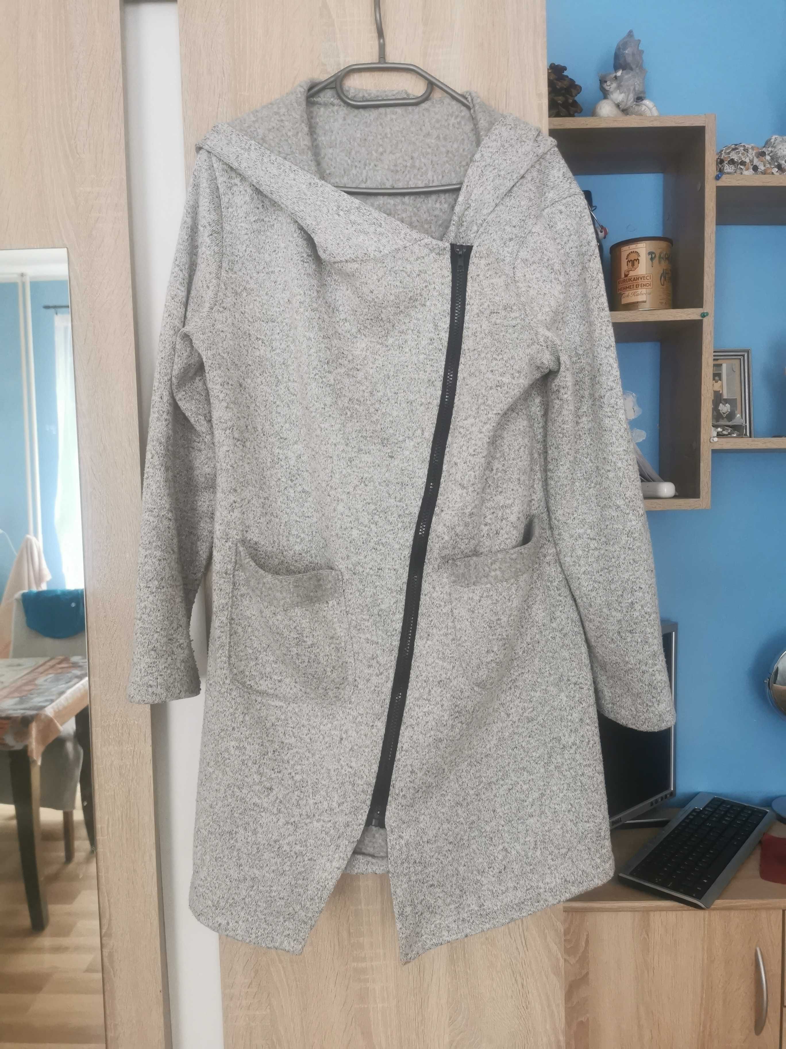 Bluza z kapturem