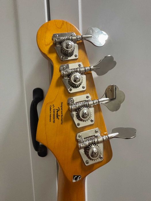 Fender Jazz  bass Squier 4 strunowy