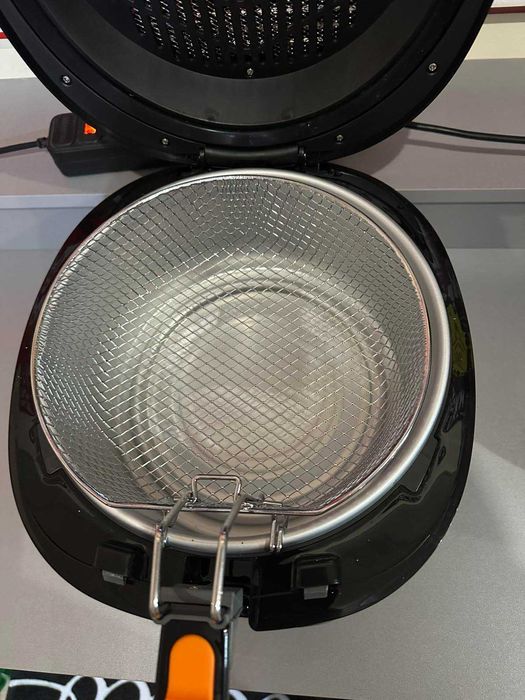 Фритюрниця Tefal FF1608 Simply One Tefal Maxi Fry FF1078 СТАН НОВИЙ