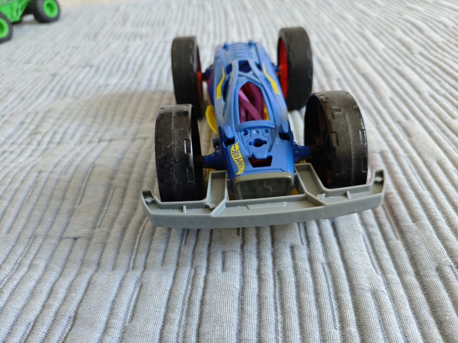 Hot wheels  перевёртыш