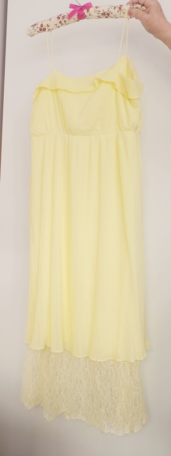 VILA sukienka plisowana koktajlowa 38 M też na L 40 piękna koronka